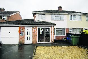 Sikhs are told to vacate this house, in Oxford, that they use for prayer and religious gatherings.