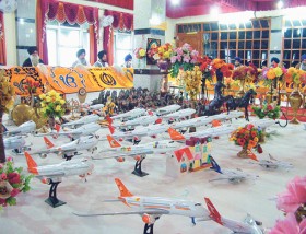 Planes_In_Gurdwara.jpg