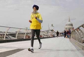 fauja_singh_99.jpg